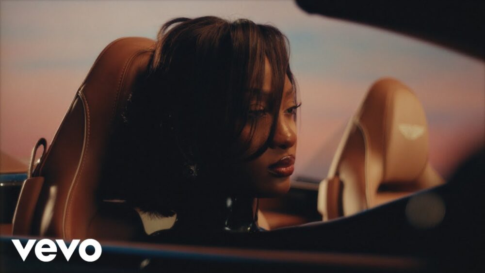 Tems - 'First' Visualizer