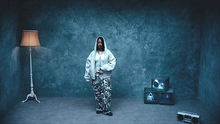 VIDEO: Tems - Big Daddy